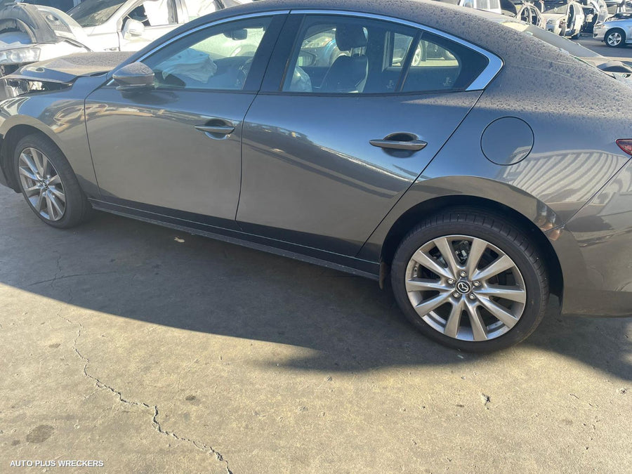 2021 Mazda 3 Rear Garnish