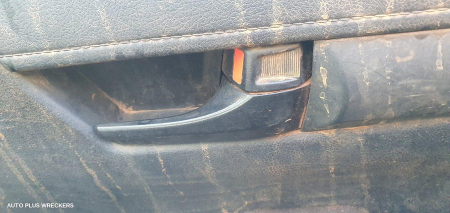 2017 Toyota Hilux Sunvisor