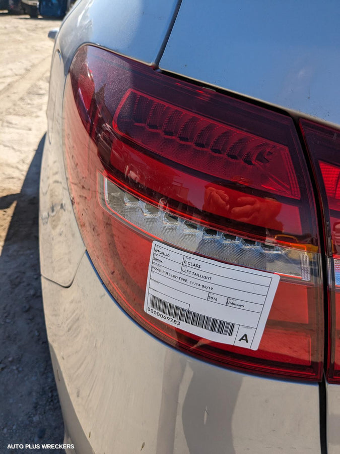 2016 Mercedes B Class Left Taillight