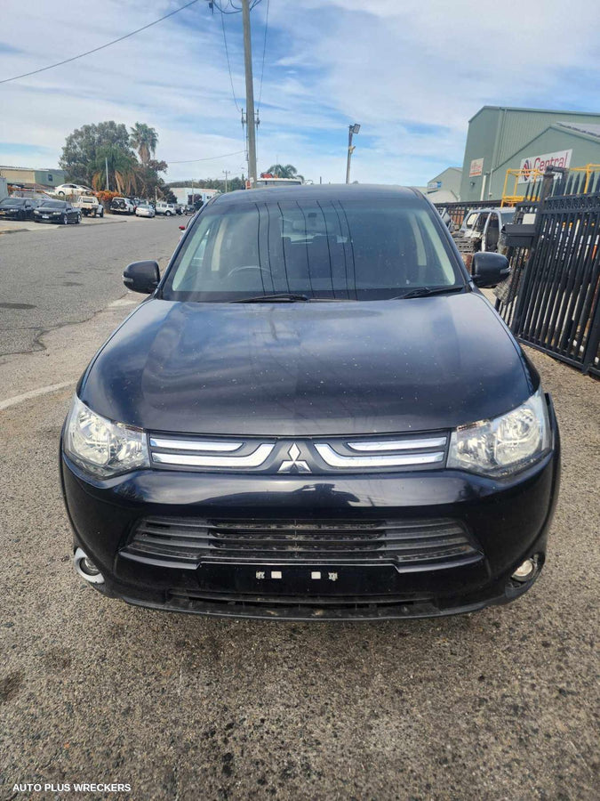 2012-2015 Mitsubishi Outlander Radiator Support