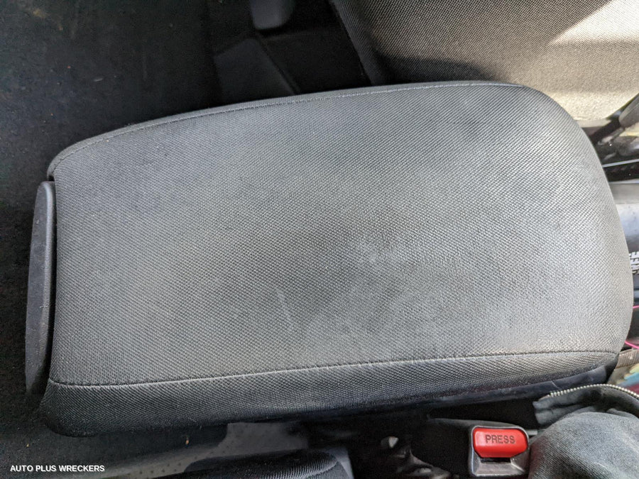 2008 MITSUBISHI OUTLANDER SUNVISOR