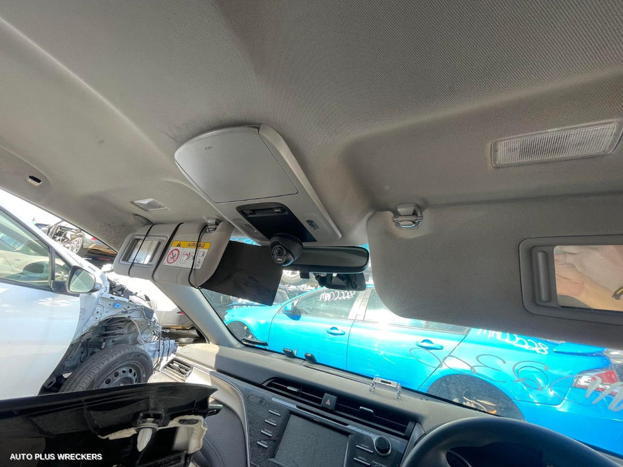 2020 TOYOTA CAMRY CONSOLE