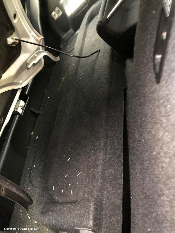 2014 Suzuki Swift Left Rear 1 4 Door Glass