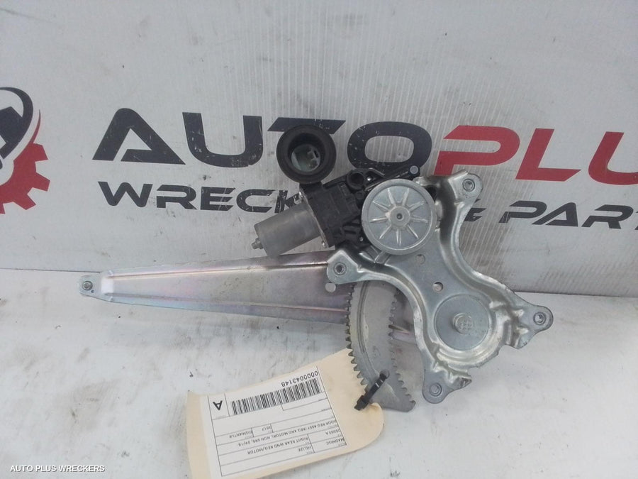 2017 Toyota Hilux Right Rear Wnd Reg Motor