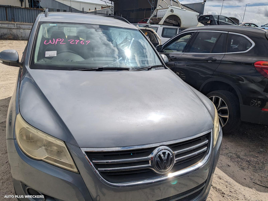 2008-2011 Volkswagen Tiguan Grille