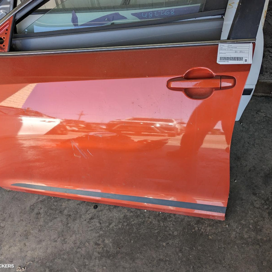 2014 Toyota Camry Left Front Door