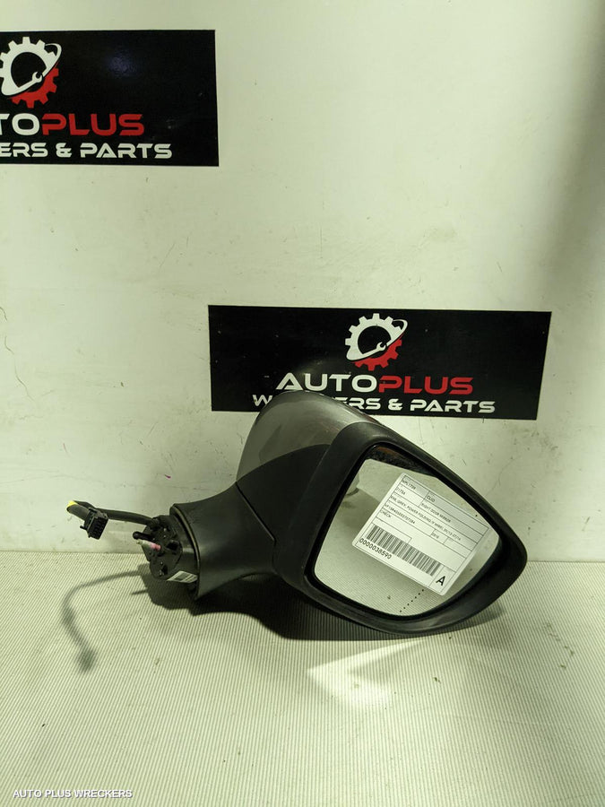 2013-2016 Renault Clio Right Door Mirror