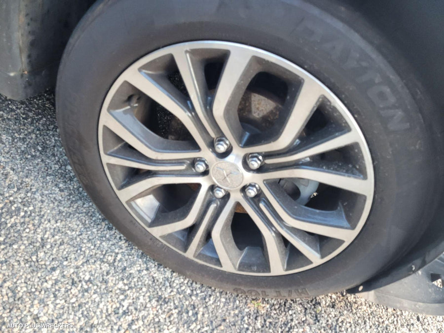 2017 Mitsubishi Outlander Hatch Strut