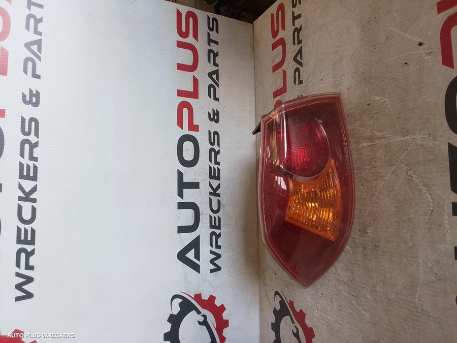2007 Mitsubishi Lancer Left Taillight