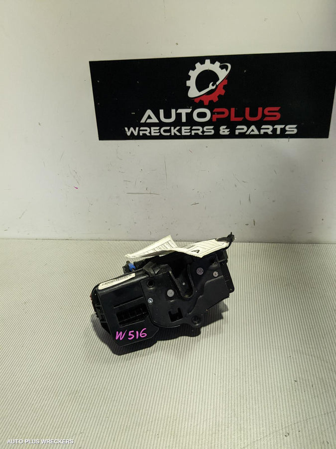 2006 Holden Commodore Door Boot Gate Lock