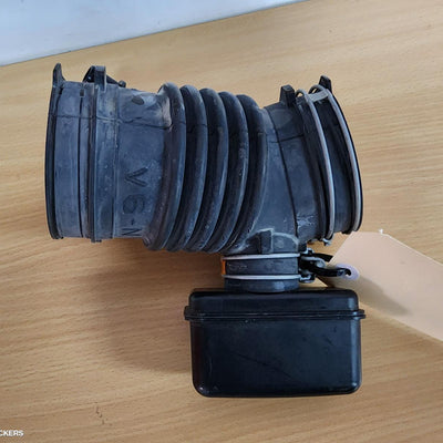 2014-2021 Toyota Kluger Air Cleaner Duct Hos
