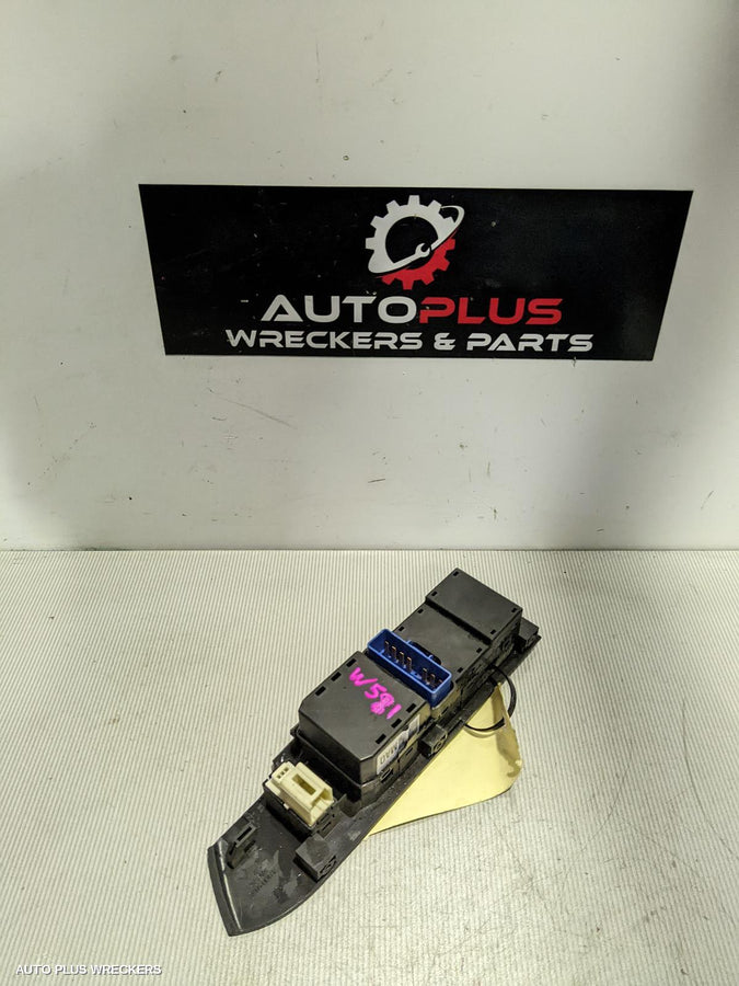 2017 Holden Captiva Pwr Dr Wind Switch