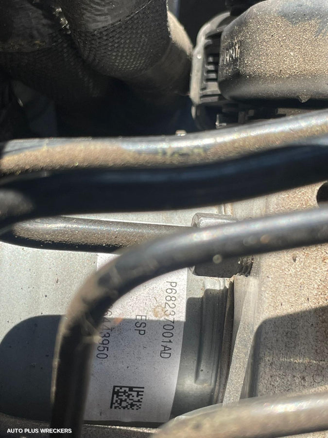 2015 Jeep Cherokee Radiator Support