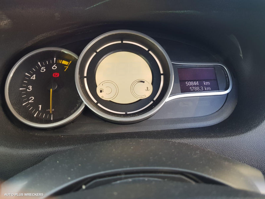 2013 Renault Megane Right Door Mirror