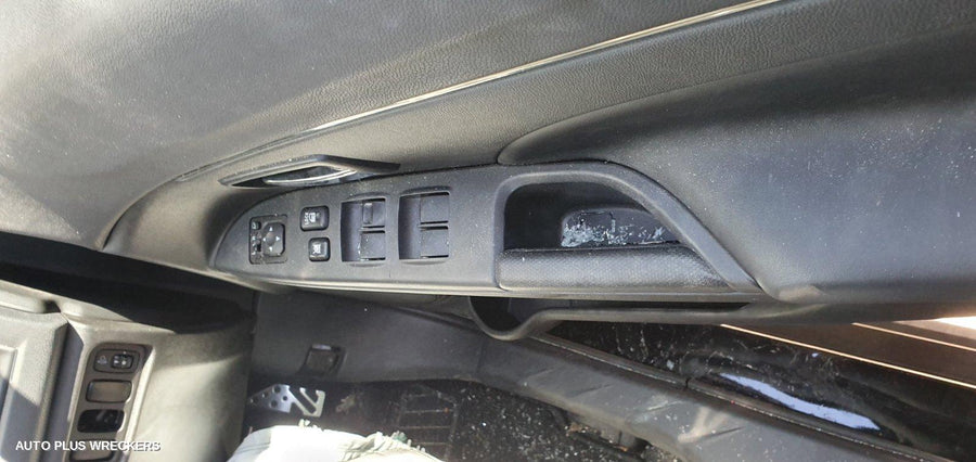 2018 Mitsubishi Asx Pwr Dr Wind Switch