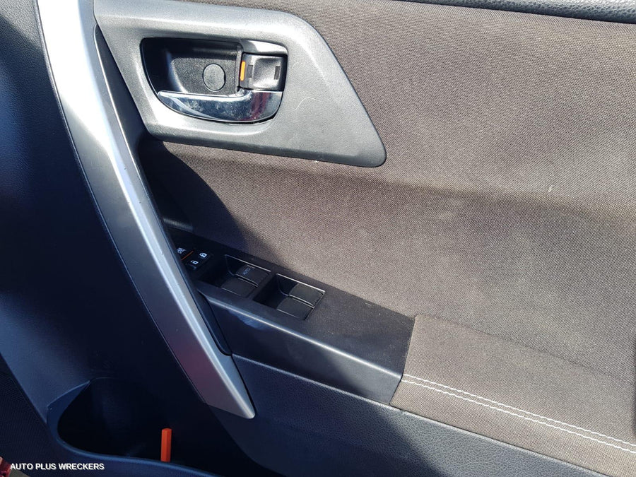 2014 Toyota Corolla Starter