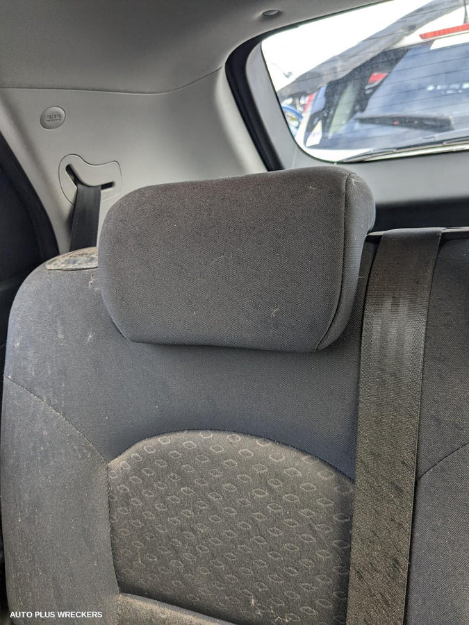 2011 Ssangyong Korando Left Front Door Window
