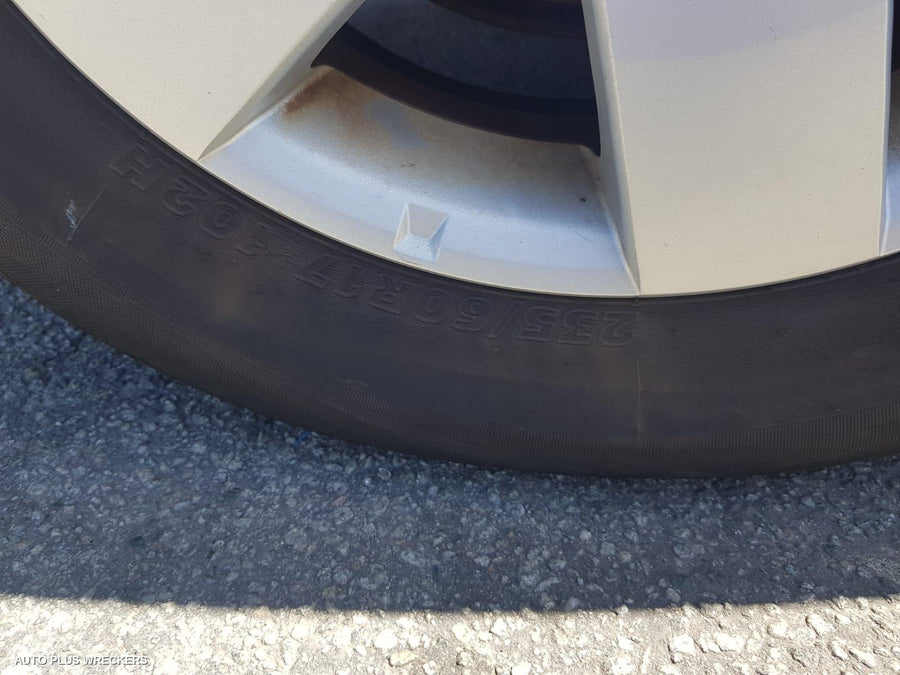 2012 Holden Captiva Grille