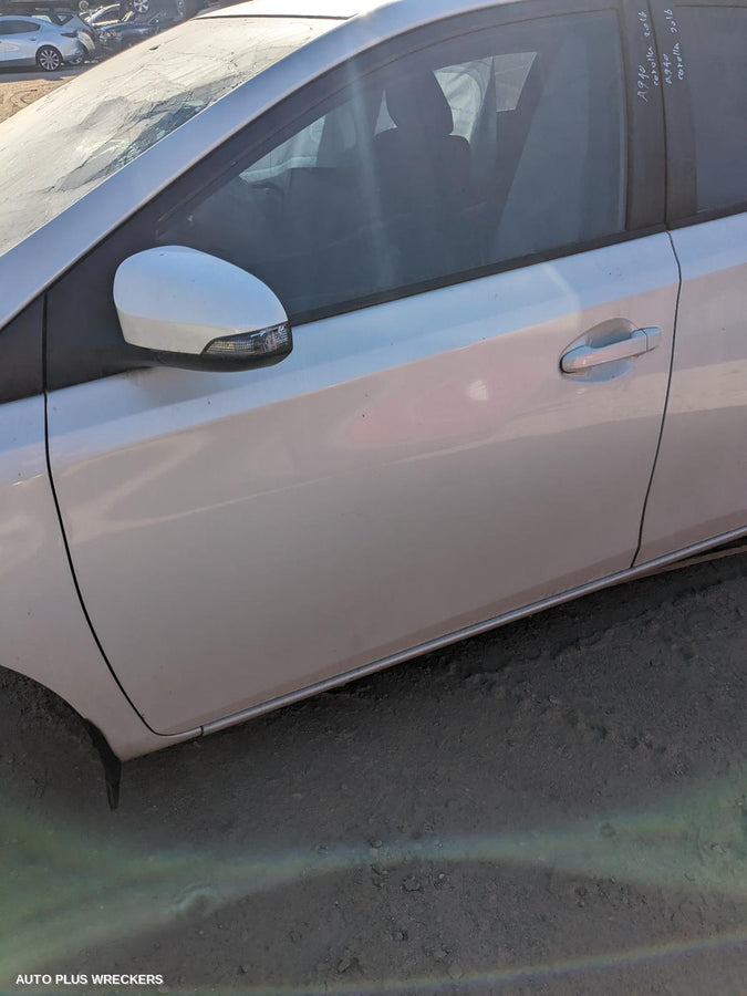 2016 Toyota Corolla Antenna