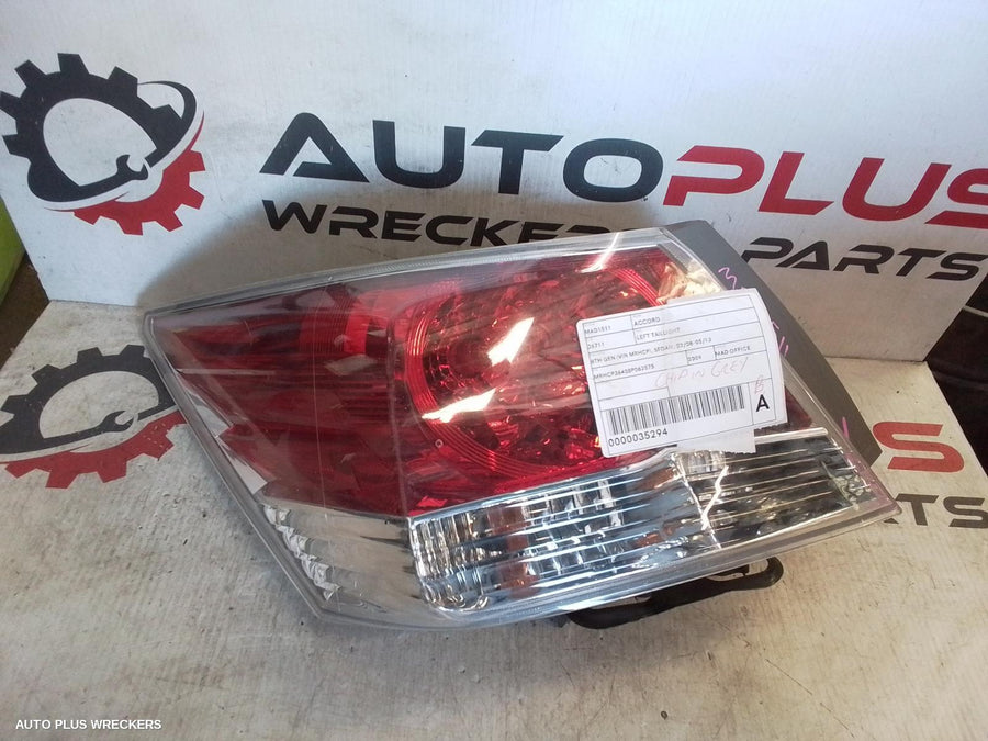 2009 Honda Accord Left Taillight