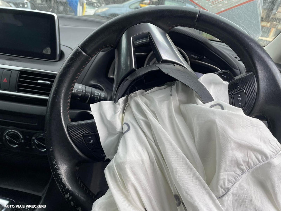 2014 Mazda 3 Left Driveshaft