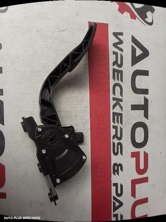 2007-2015 Mazda Cx9 Pedal Assembly