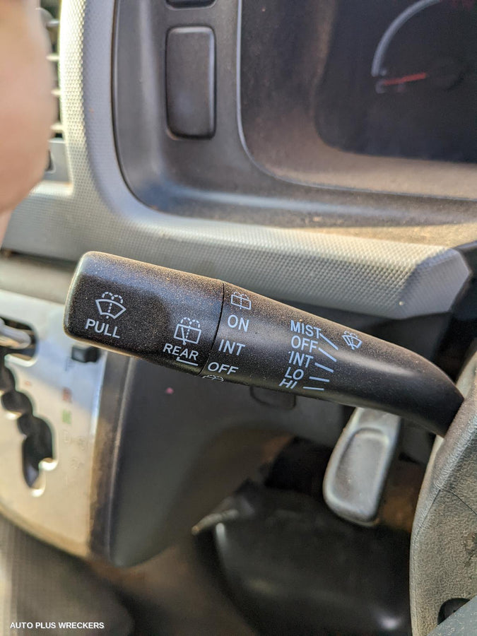 2011 Toyota Hiace Instrument Cluster