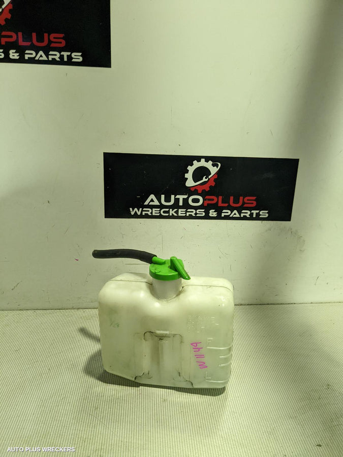 2014 SUZUKI SWIFT OVERFLOW BOTTLE