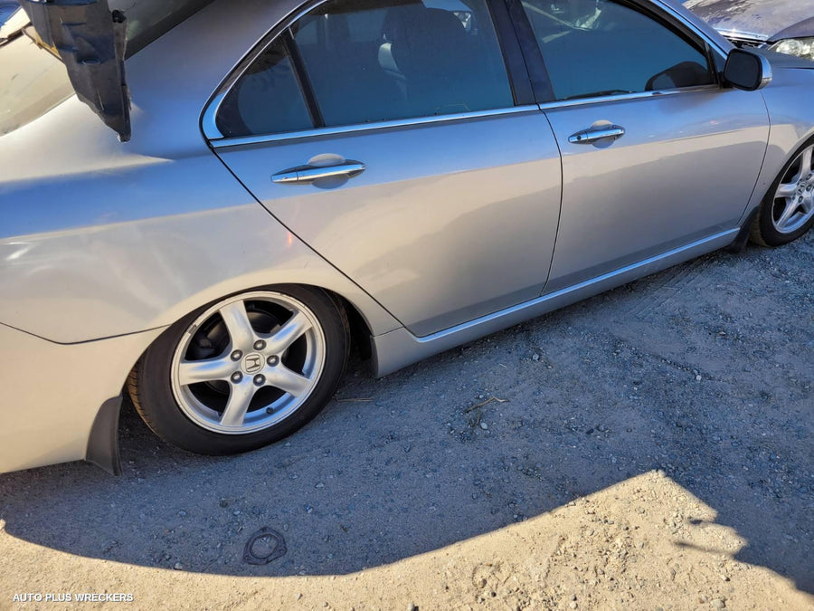 2004 Honda Accord Right Front Door Window