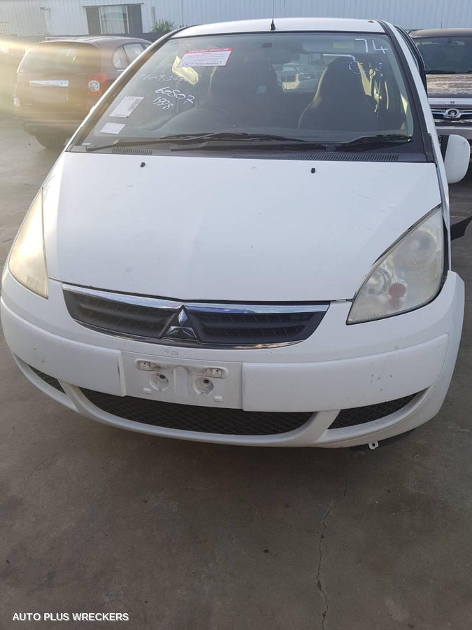 2006-2011 Mitsubishi Colt Radiator