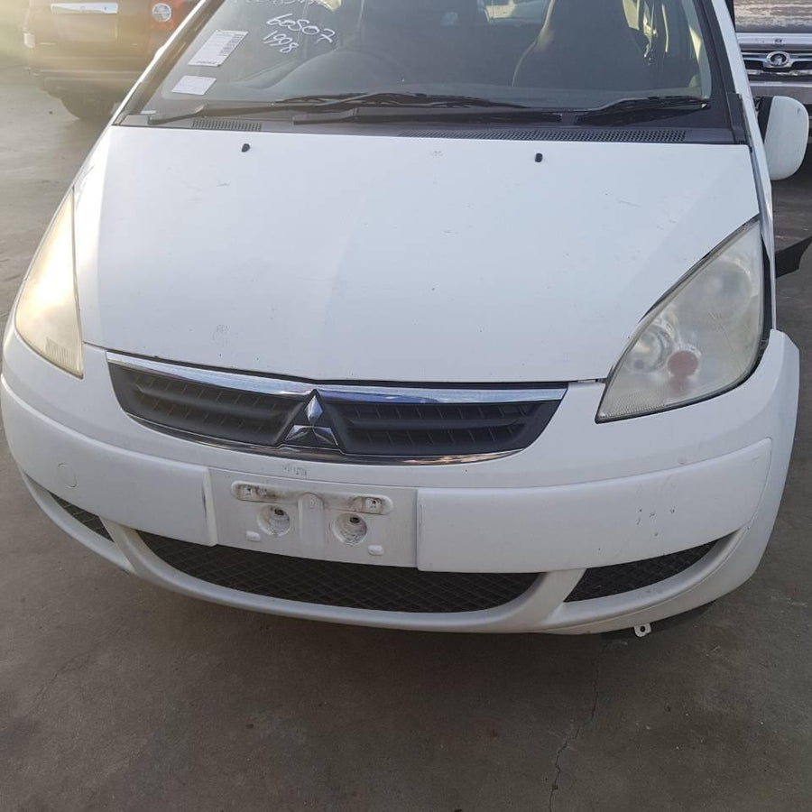 2006-2011 Mitsubishi Colt Radiator