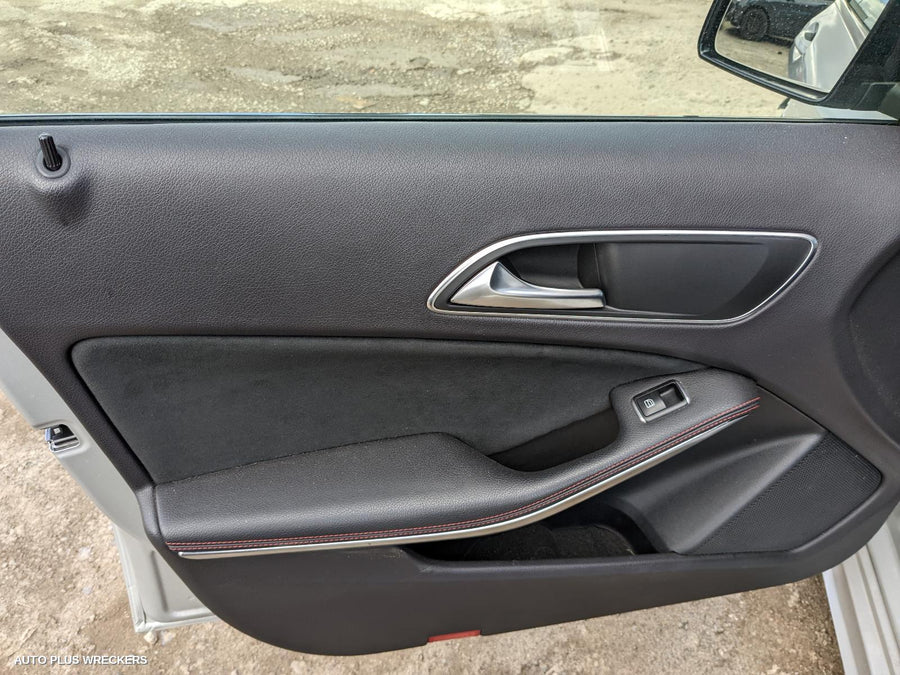 2014 Mercedes A Class Door Boot Gate Lock