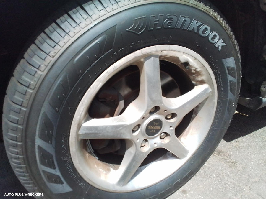 2006 Toyota Tarago Radiator Support