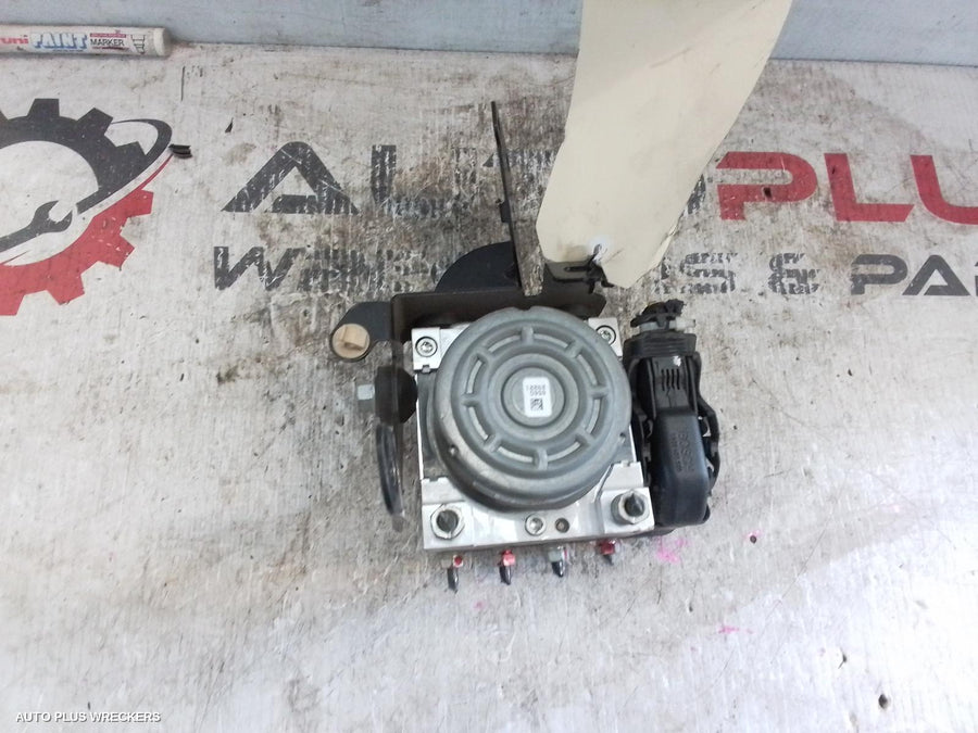 2012-2015 Mitsubishi Outlander Abs Pump Modulator