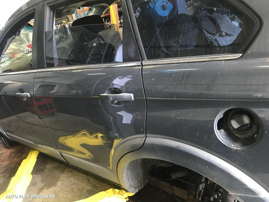 2009 Holden Captiva Left Rear Door Sliding