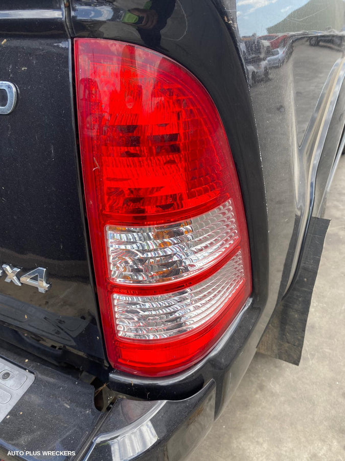 2013 Foton Tunland Right Guard Liner