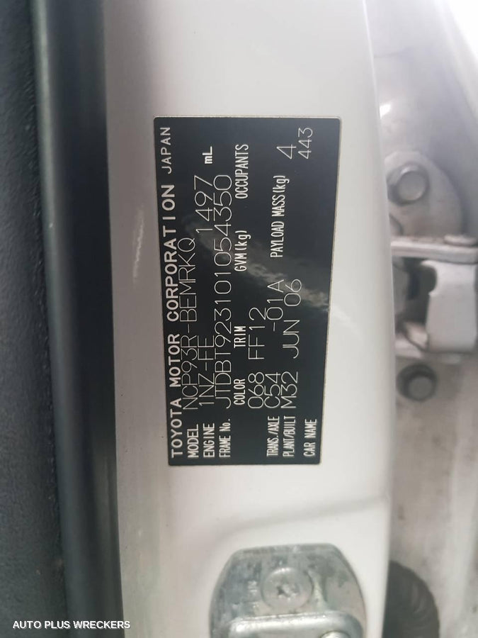 2006 Toyota Yaris Right Front Window Reg Motor