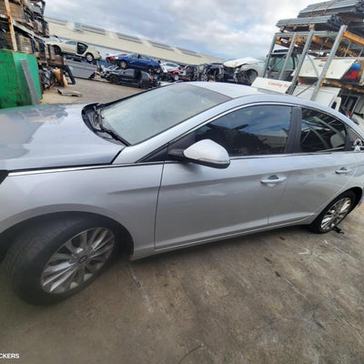 2014-2017 Hyundai Sonata Left Guard