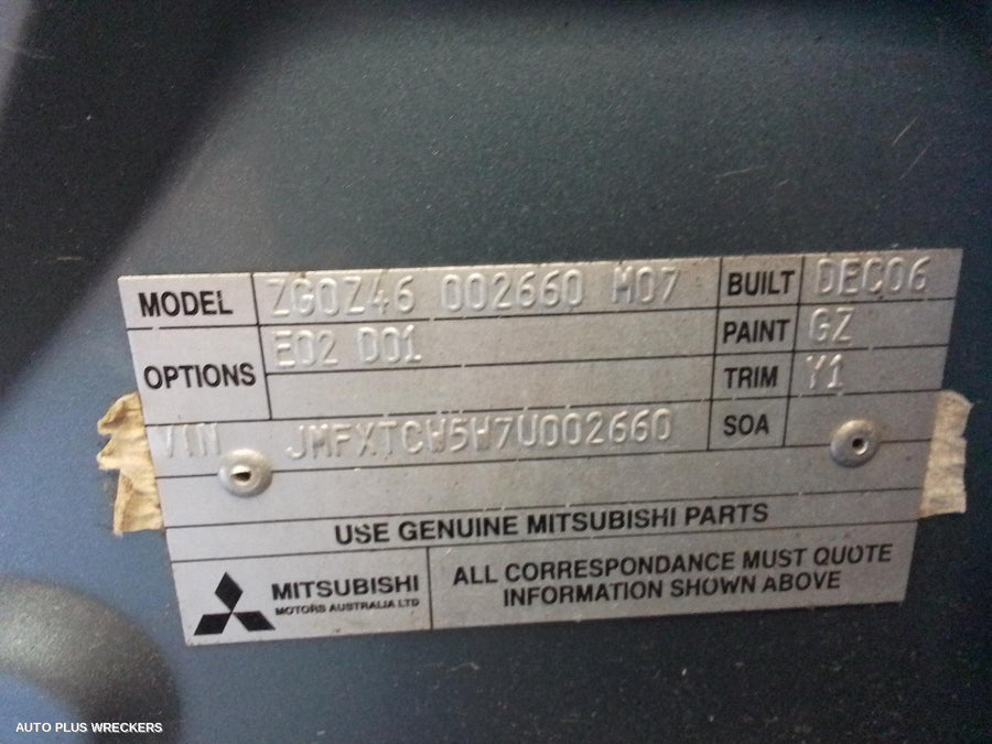 2006 Mitsubishi Outlander Bonnet