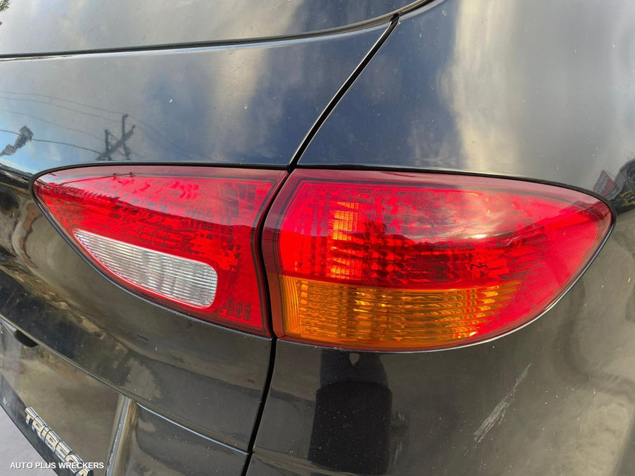 2006-2007 Subaru Tribeca Front Bumper