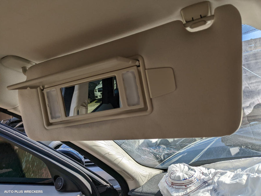 2012 LAND ROVER RANGEROVER EVOQUE LEFT DOOR MIRROR