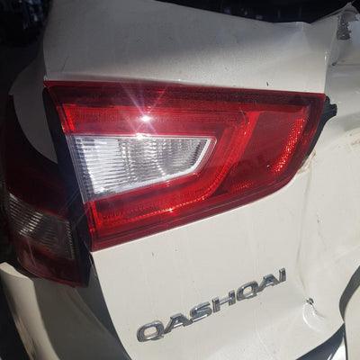 2016 Nissan Qashqai Left Front Window Reg Motor