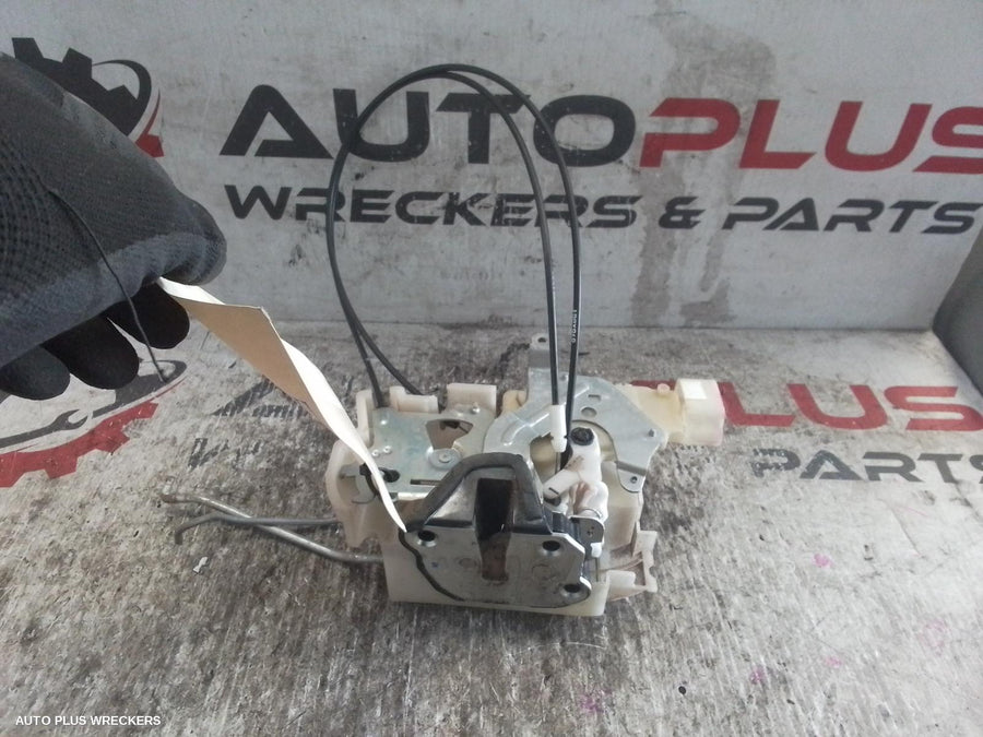 2008-2011 Holden Colorado Door Boot Gate Lock