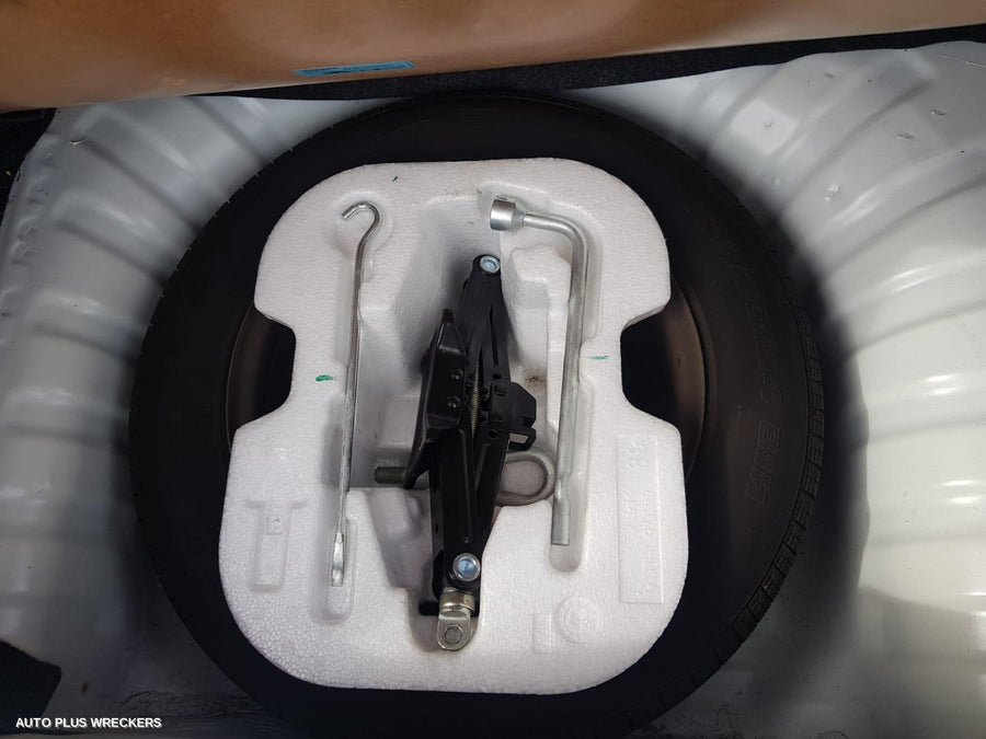 2016 Nissan Micra Sunvisor