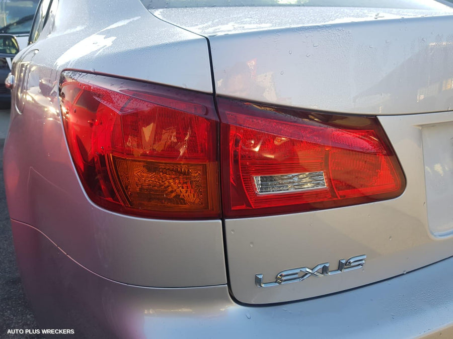 2007 Lexus Is250/is250c Right Rear Door Sliding