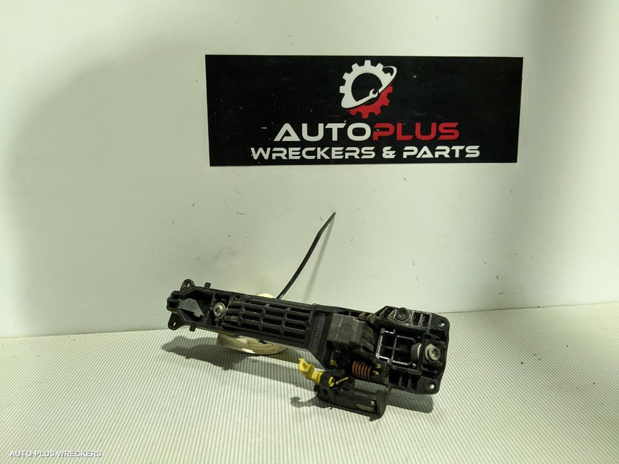 2009 TOYOTA RAV4 DOOR HANDLE