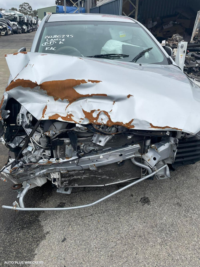 2013 Mitsubishi Lancer Right Door Mirror