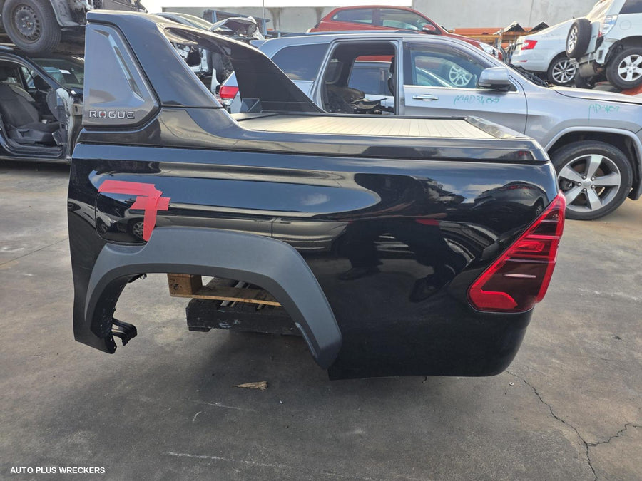 2015-2025 Toyota Hilux Ute Back