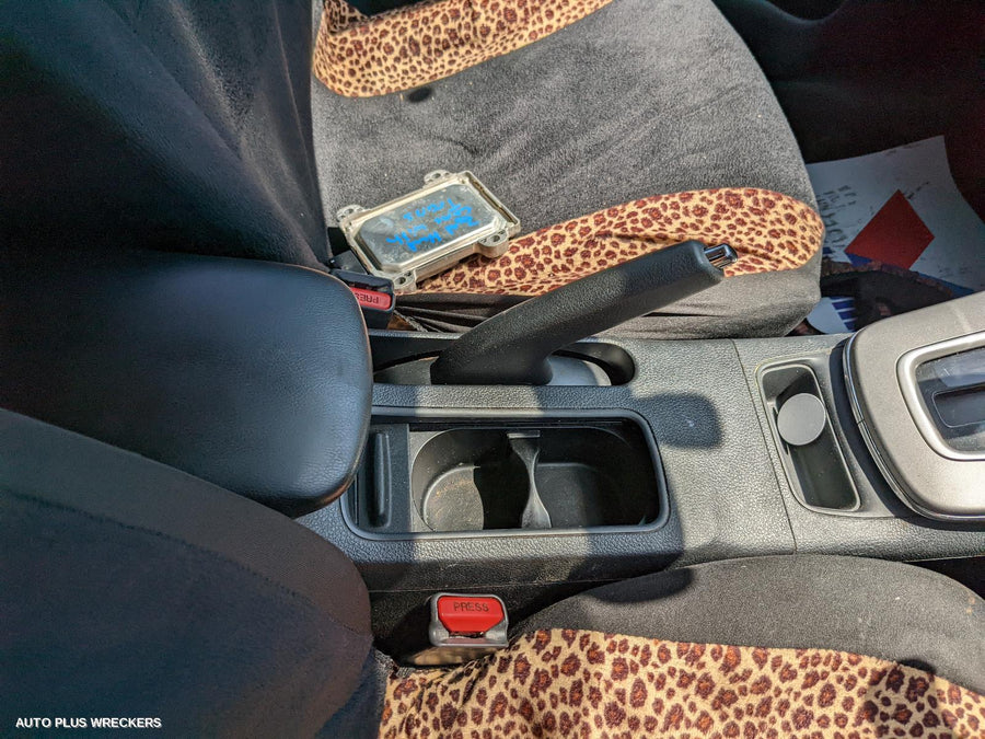 2013 NISSAN PULSAR LEFT FRONT DOOR