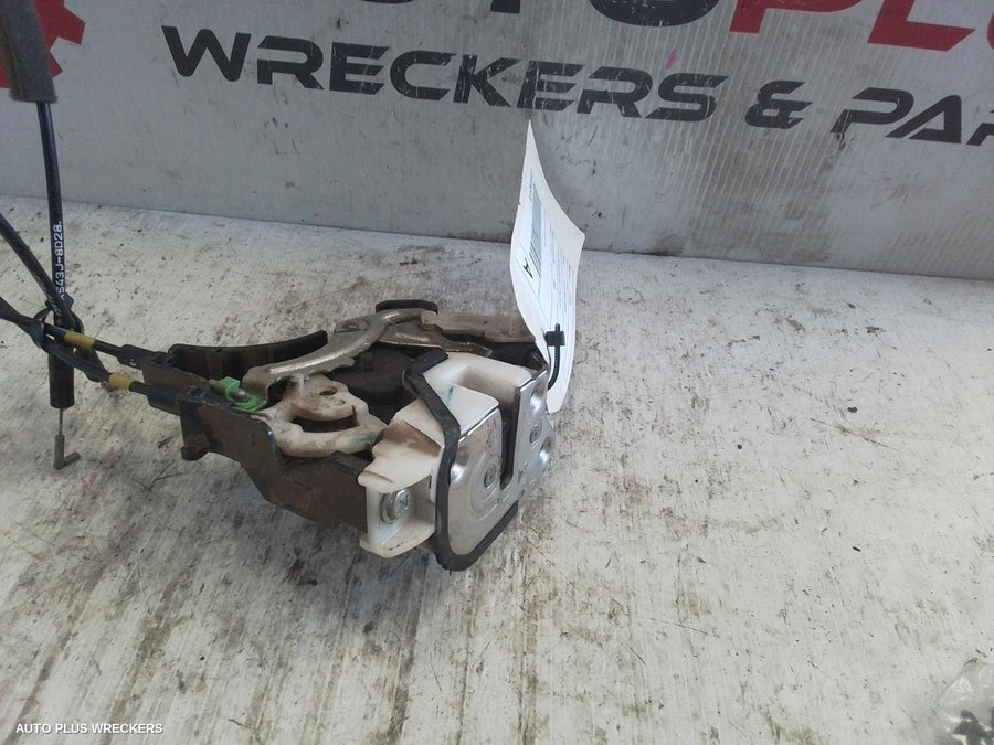 2006-2009 Mitsubishi Triton Door Boot Gate Lock